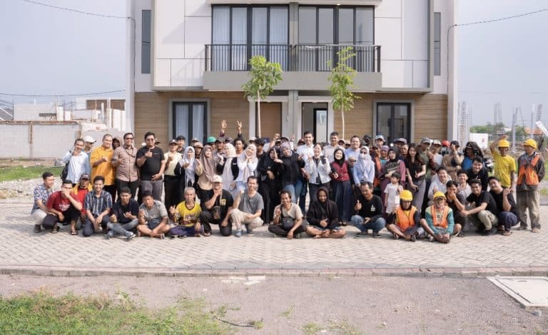 Gelar Sholat Ied dan Penyembelihan Qurban